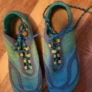 Merrell womens vibram sole shoes